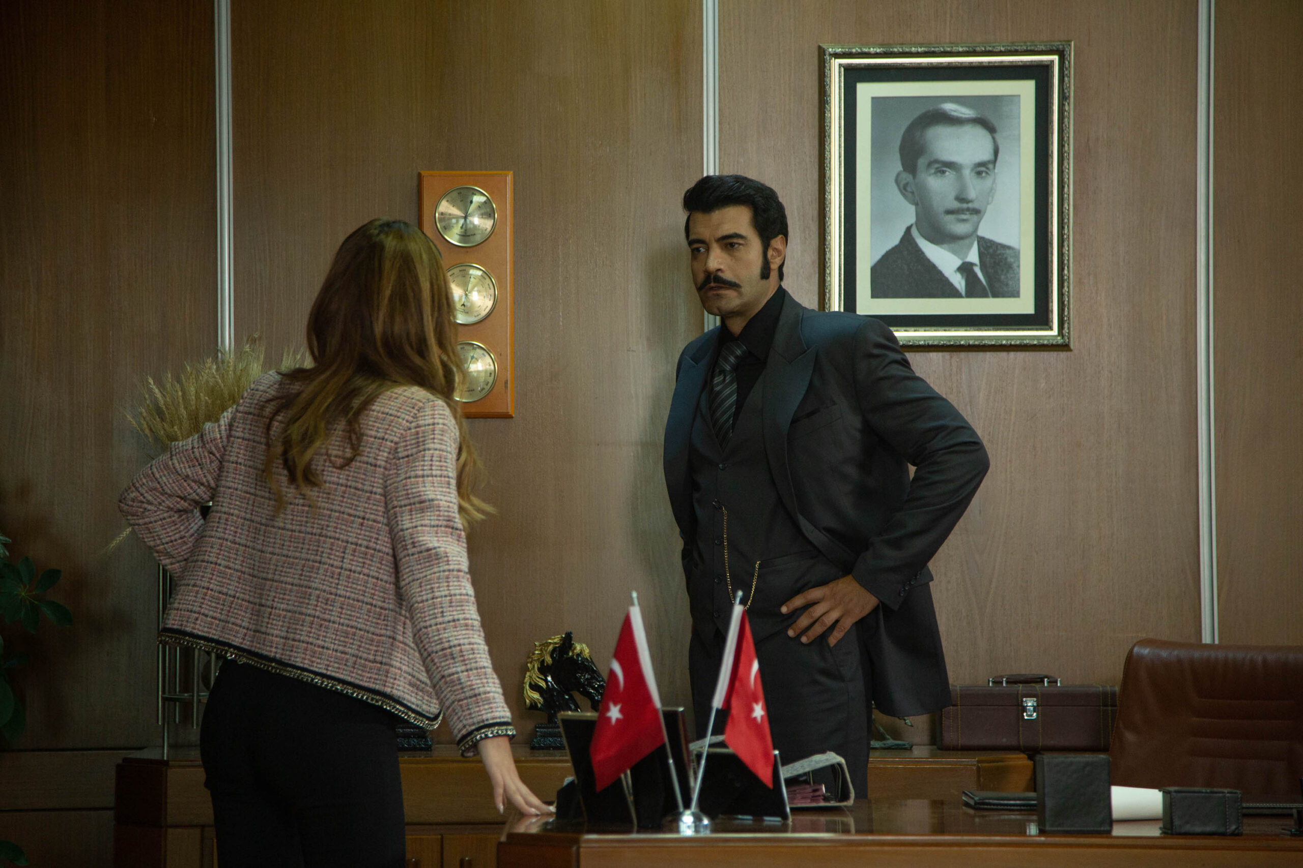 Hilal Altinbilek (Züleyha), Murat Ünalmis (Demir) in Terra Amara 3 (12 novembre 2023 su Canale 5) [credit: Toprak Ruzgar; courtesy of Mediaset]