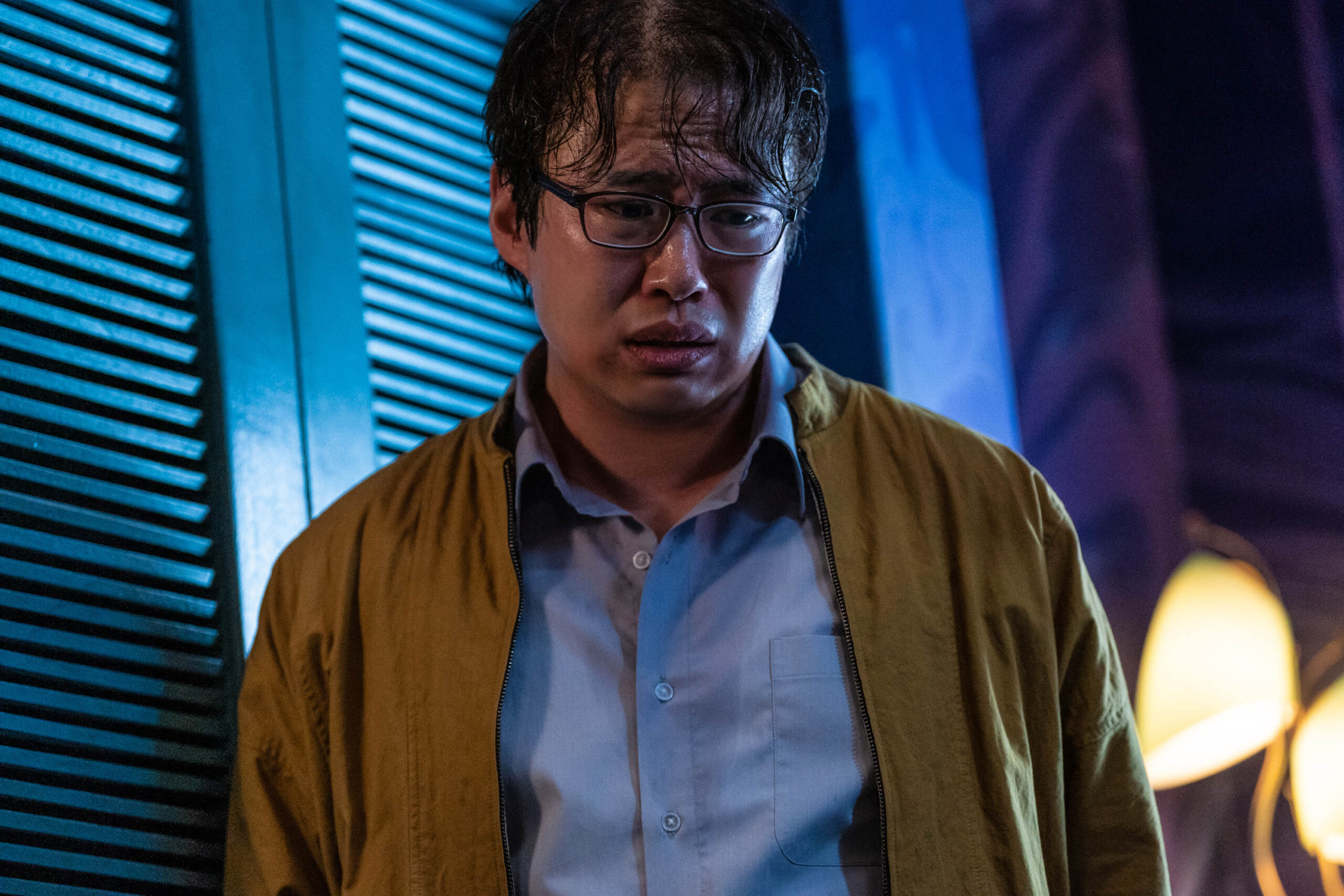 Ahn Jae-Hong come Ju Oh-Nam in Mask Girl 1x02 [tag: Ahn Jae-Hong] [credit: Jun Hea-sun/Netflix]