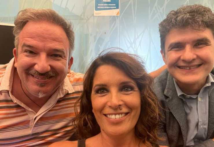 Marianna Aprile con Luca Telese e un ospite a In Onda