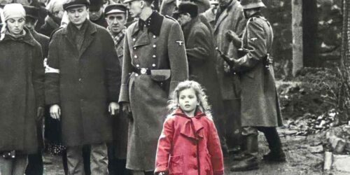 Ecco come è diventata la bambina di Schindler's List, l'avete riconosciuta?