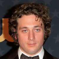 foto Jeremy Allen White