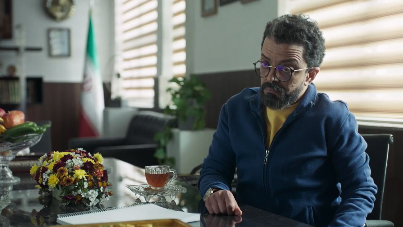 Kafka a Teheran di Alireza Khatami e Ali Asgari, scena da trailer