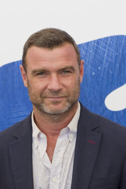 Locandina Liev Schreiber