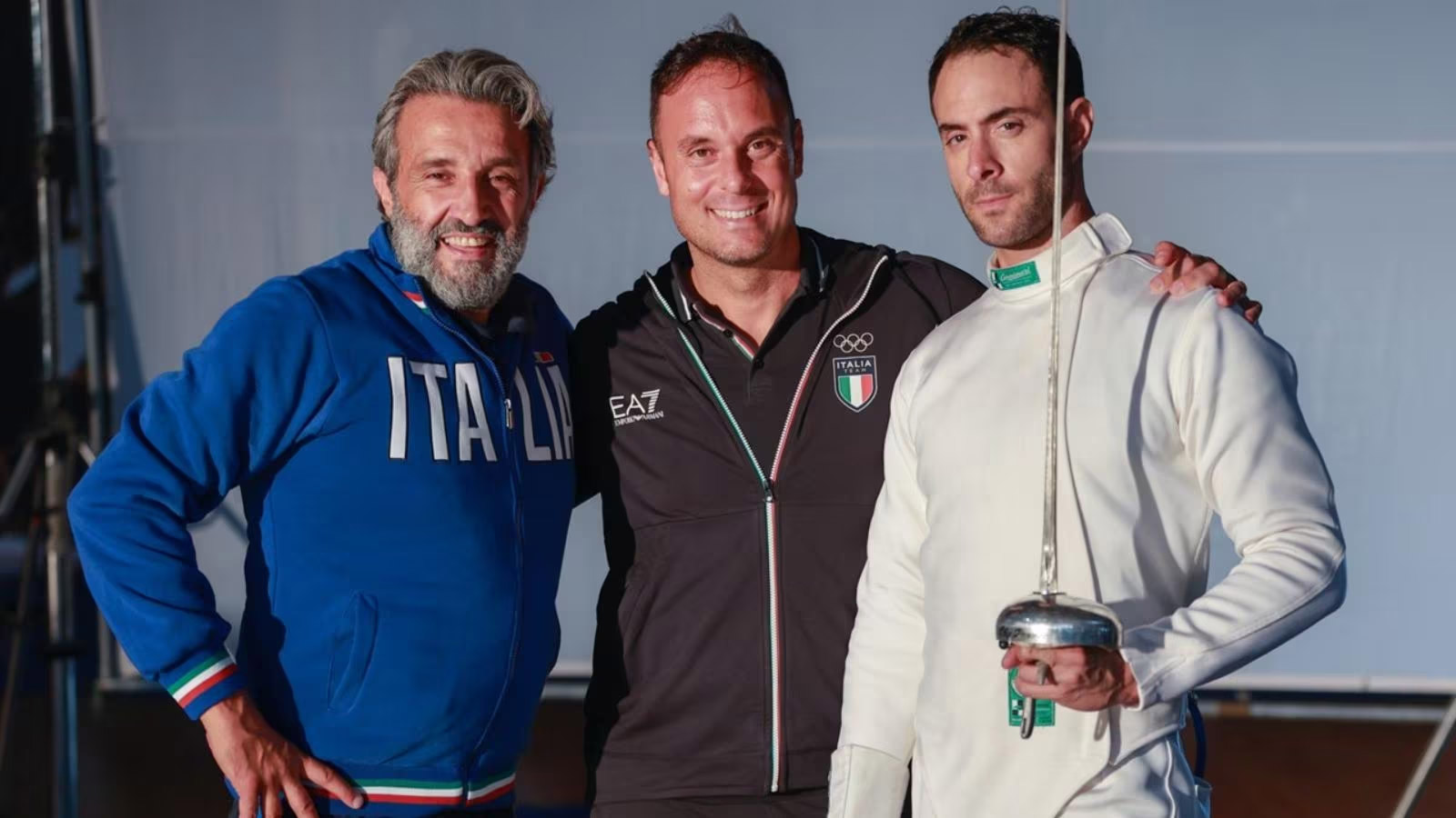 Lo spadista Paolo Pizzo e gli attori Flavio Insinna Alessio Vassallo per il film Rai 1 'La stoccata vincente' [credit: Ufficio Stampa Rai]