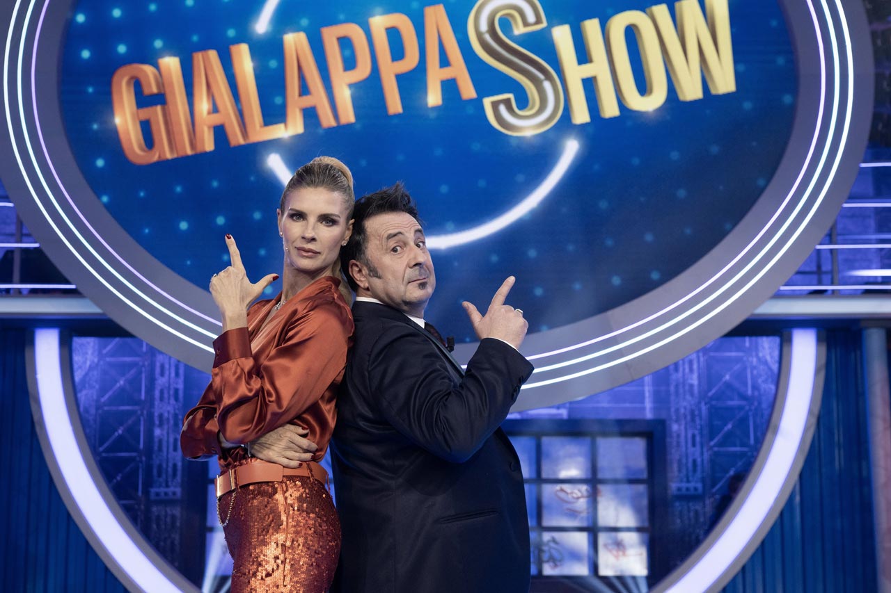 GialappaShow - 21 novembre 2023 - Martina Colombari e Mago Forest [credit: Jule Hering; courtesy of TV8/Sky]