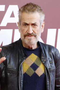 Locandina Marco Giallini