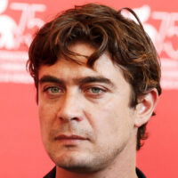 foto Riccardo Scamarcio