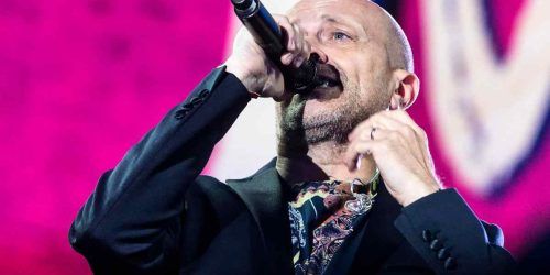 Max Pezzali infiamma lo Stadio Olimpico: la scaletta è super