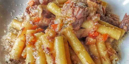 Sugo alla genovese: tutti i trucchi per realizzare questo piatto tipico della cucina napoletana
