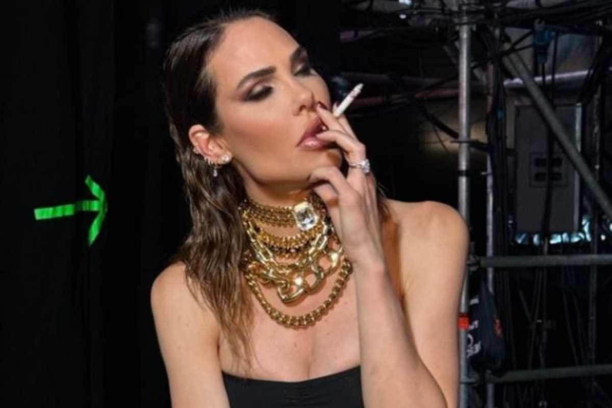 Gaffe di Ilary Blasi a Battiti Live