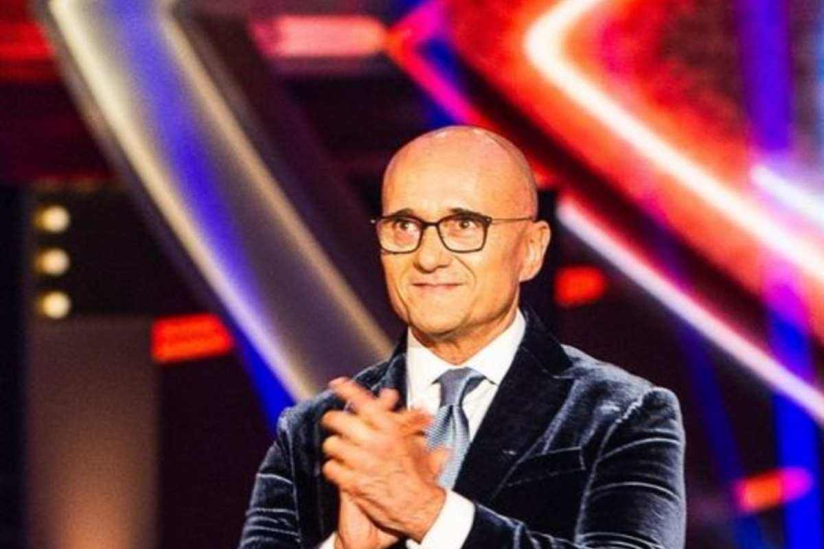 Grande Fratello, è ufficiale: Alfonso Signorini può tirare in sospiro di sollievo