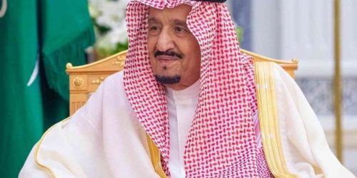 40 camere prenotate per 10 giorni: il soggiorno da sogno in Italia del re dell'Arabia Saudita